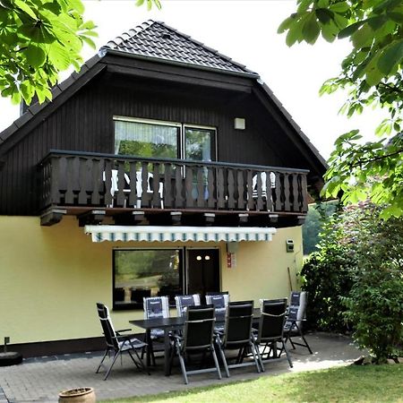 Helles Ferienhaus Im Landhausstil Fuer Bis Zu 10 Personen Frielendorf Dış mekan fotoğraf